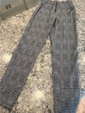 Women's Lulu zip fly trouser pant